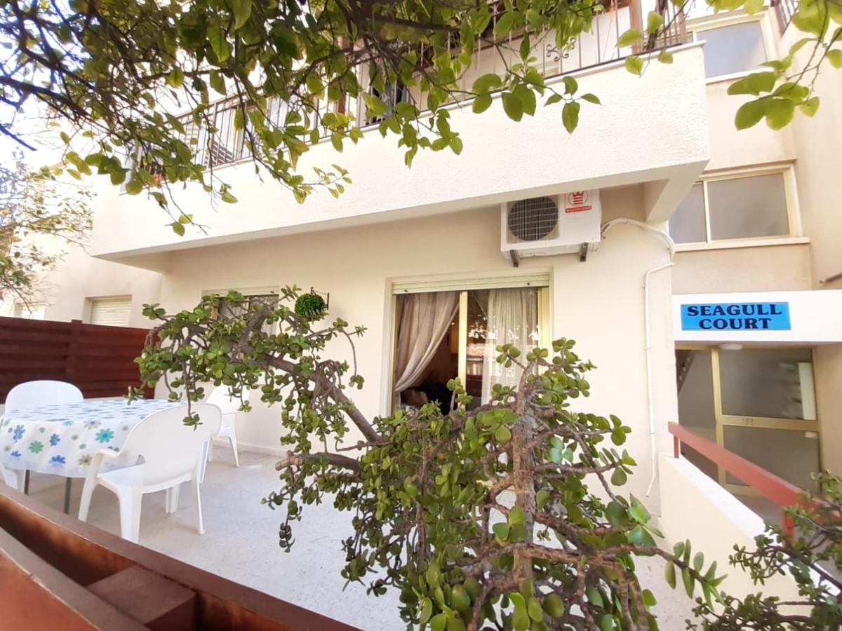 Albert'S Apartment Mackenzie 001 Larnaca Zewnętrze zdjęcie